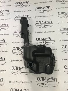 Бачок омывателя на Mercedes W212 W204 W218 Бачок омывателя на Mercedes W212 W204 W218